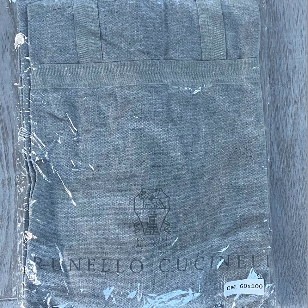 Authentic BRUNELLO CUCINELLI Garment Bag 60 X 100 CM.